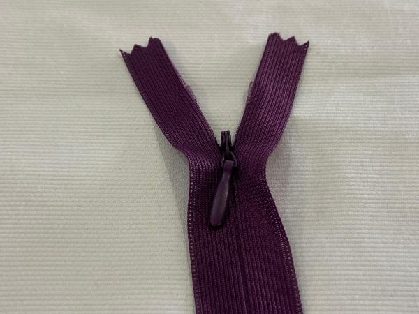 Cremalleras invisibles en tonos rosa, lila y morado - Imagen 6