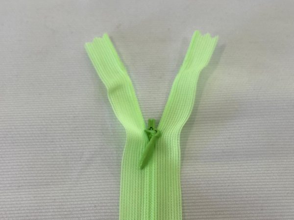 Cremalleras invisibles en tonos verde - Imagen 13