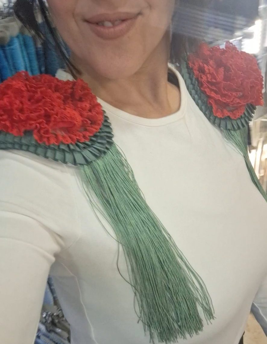 Screenshot 20250320 152850 Gallery e1742481114170 Hombreras Clavel