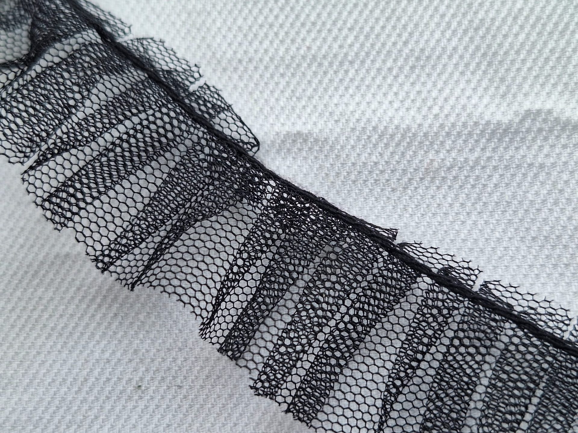 9a661d56 9929 479a bb92 3aa1b8132013 Plisado Tul - Imagen 4